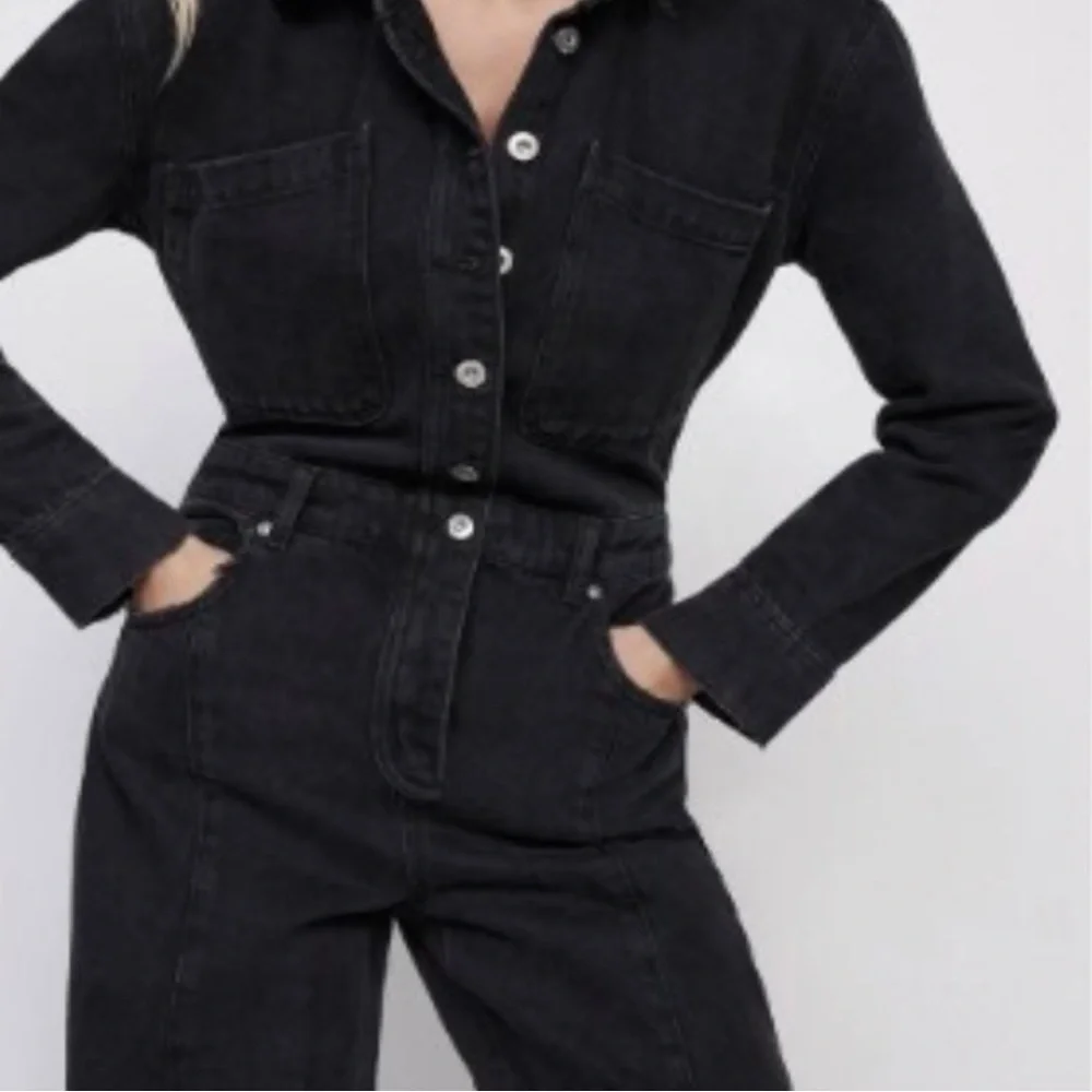 New! Zara Medium Women’s The Dorian Black Denim Jumpsuit - Picture 3 of 16